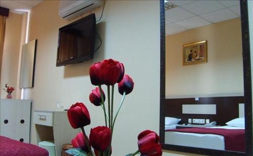 Saray Hotel İzmir
